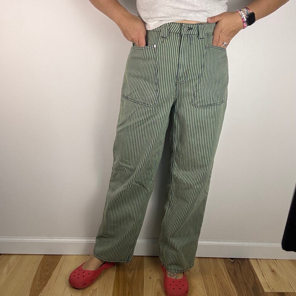 BDG Bella Baggy Printed Patch Pocket Jeans size 31 fits like size 10